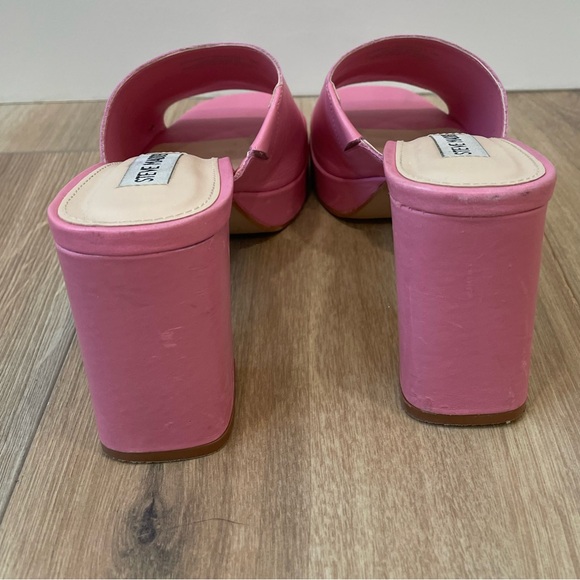 Steve Madden Barbie Pink Mules size 7! - Picture 4 of 8